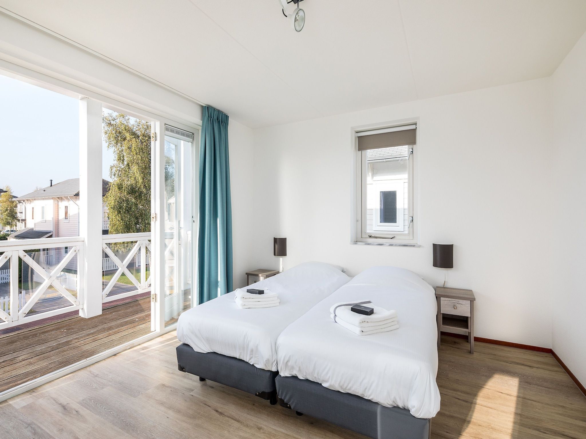 Een slaapkamer van Cape Helius 22 in Hellevoetsluis