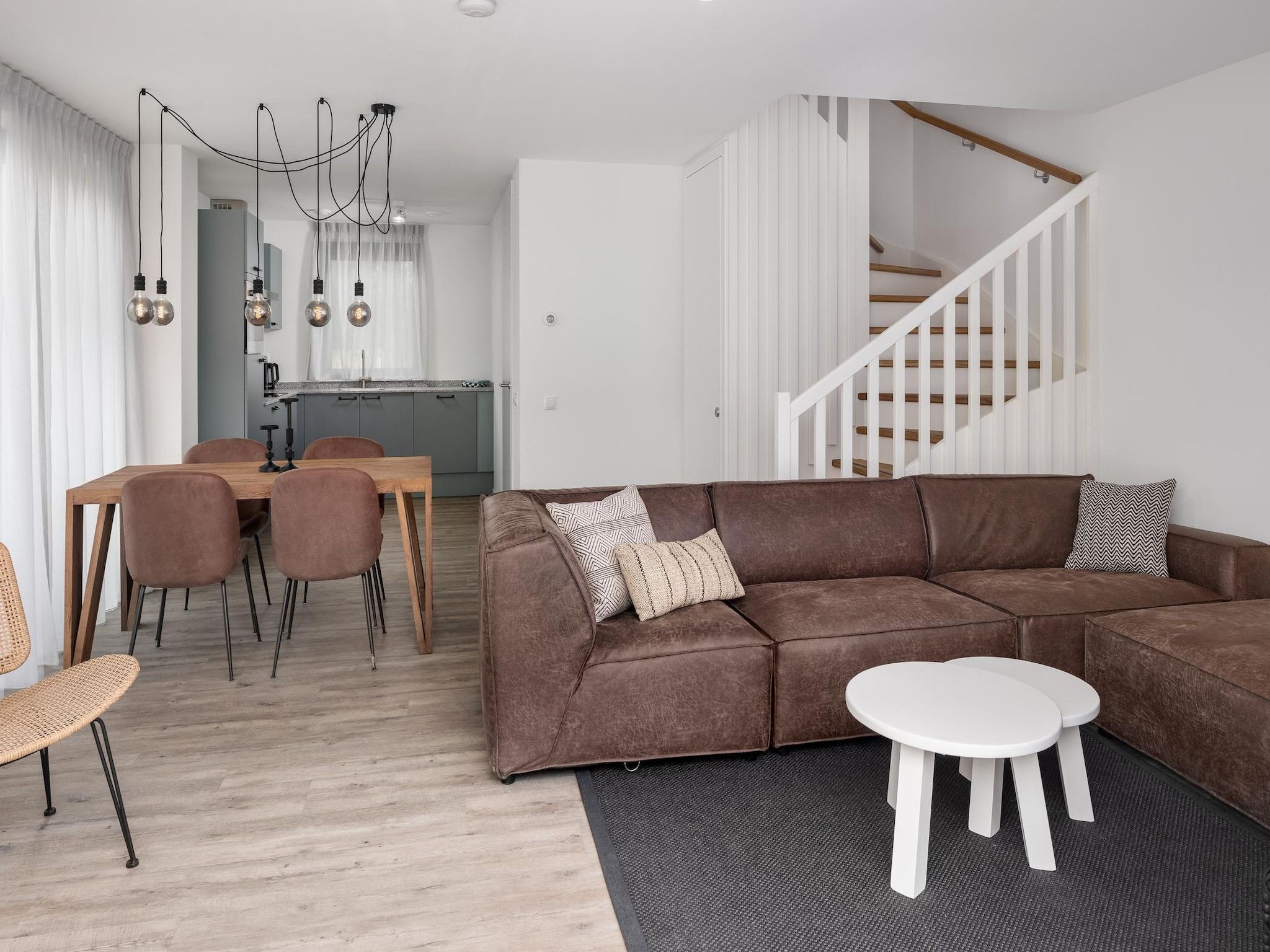 De woonkamer van Park Veerse Kreek 7 in Wolphaartsdijk