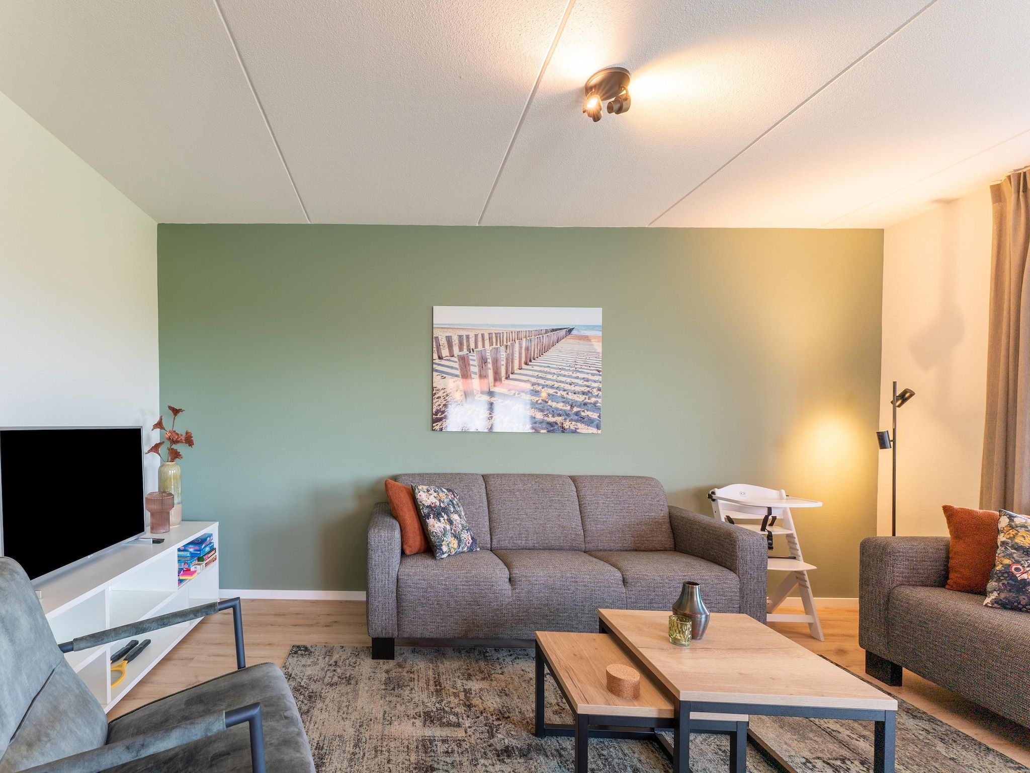 De woonkamer van De Reiger Huis Nr 46 in Scherpenisse