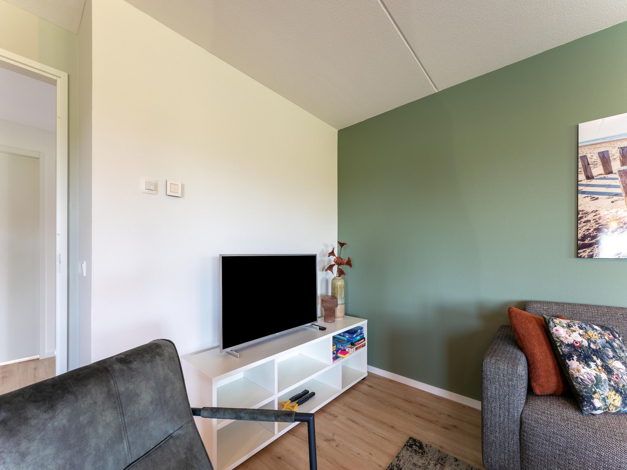 De woonkamer van De Reiger Huis Nr 46 in Scherpenisse