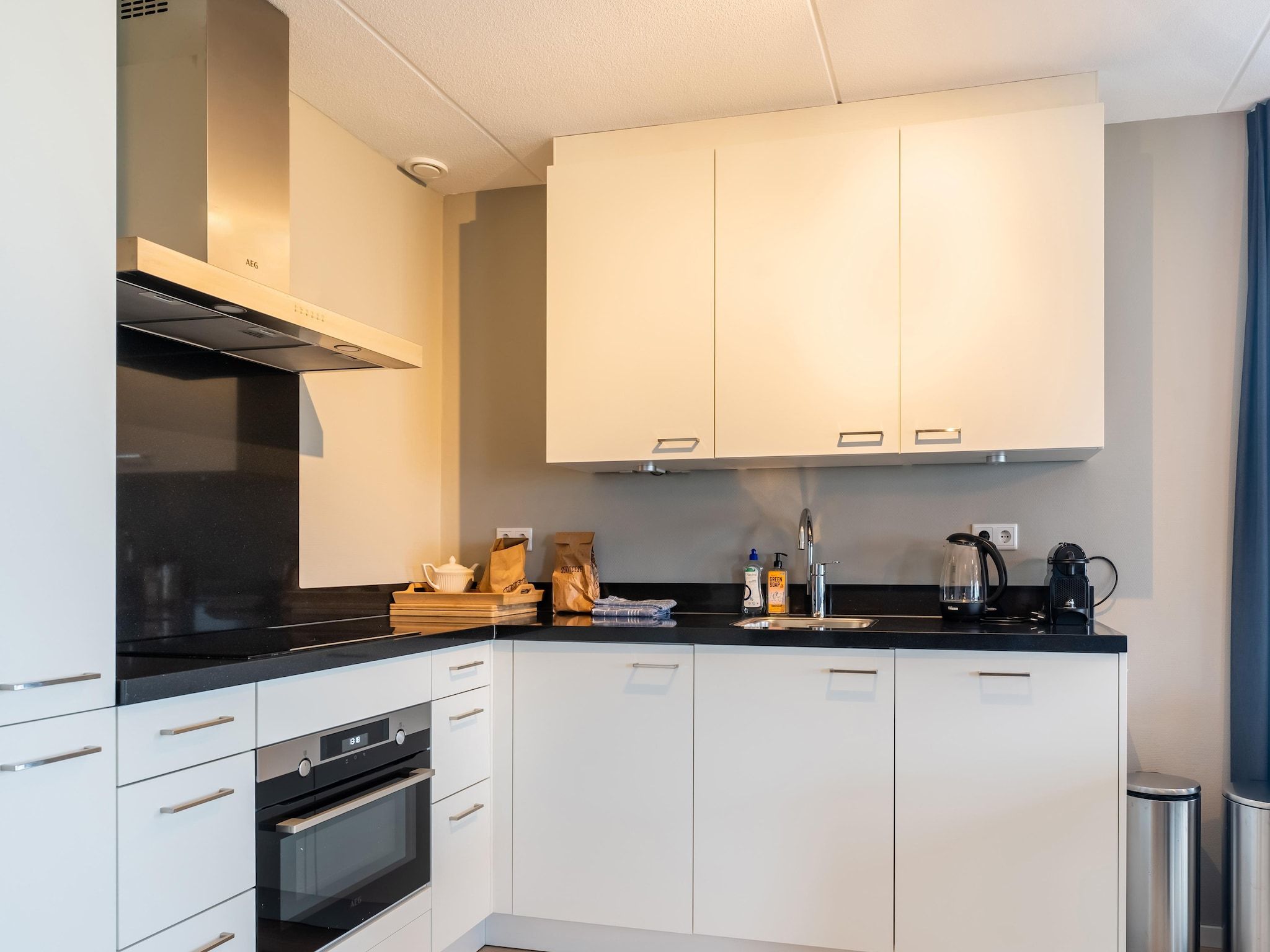 De keuken van De Ooievaar Huis Nr 47 in Scherpenisse