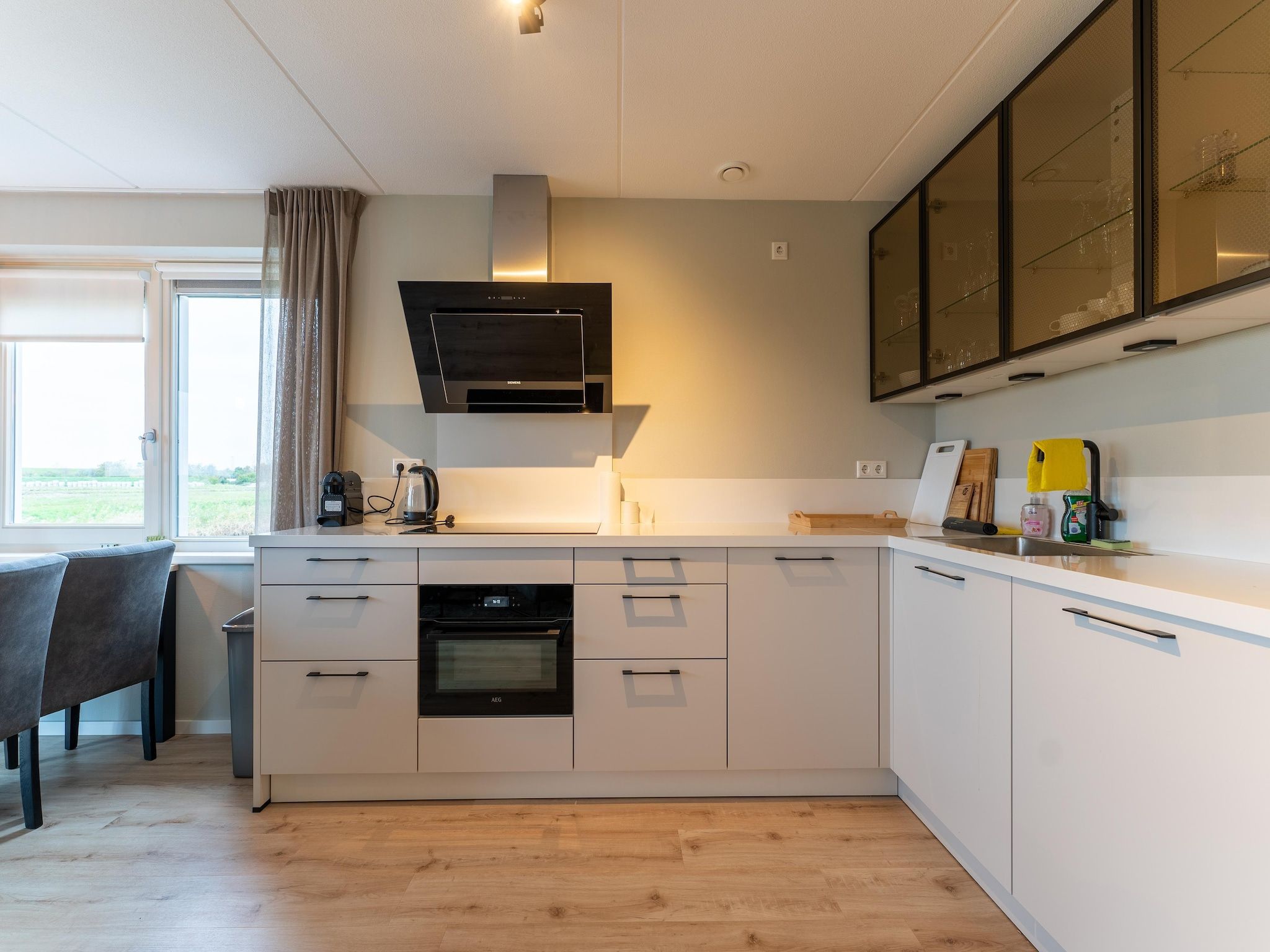 De keuken van De Albatros Huis Nr 49 in Scherpenisse