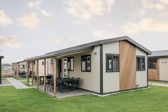 Chalet met privé-aanlegsteiger in Giethoorn