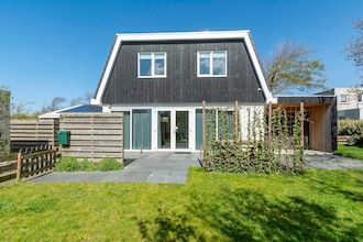 Vakantiehuis Callantsoog met Jacuzzi in Callantsoog