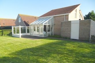 Bungalow in Breskens bij Strand en Vuurtoren in Breskens