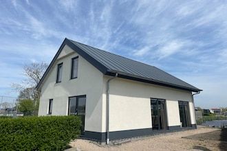 Villa met 5 slaapkamers en 2 badkamers in West-Graftdijk