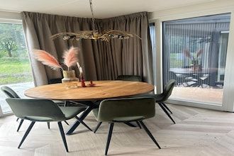 Vakantiehuis in het bos in Ulicoten in Ulicoten