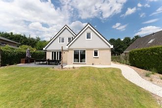 Villa in Zeewolde bij Horsterwold in Zeewolde