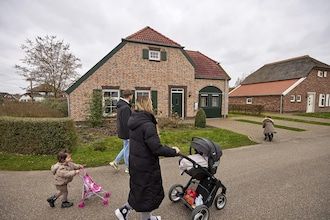 Boerderij in Limburg bij Maasplassen in Roggel