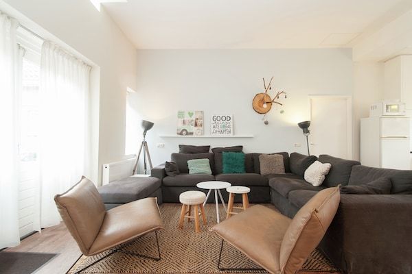 Woonkamer - Vakantiehuis in Bergen bij Noordzeestrand in Bergen aan zee (2)