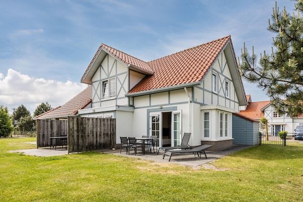 Buitenkant - Villa in Cadzand-Bad bij Noordzeestrand in Cadzand-Bad (1)