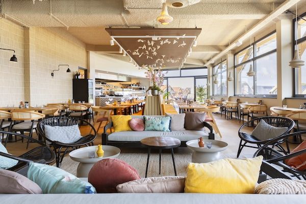 Park - Luxe villa in Nieuwvliet-Bad met privézwembad in Nieuwvliet (5)