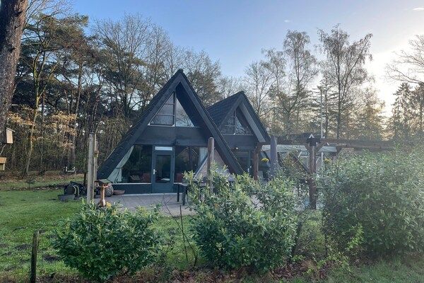 Buitenkant - Bungalow in Limburg bij natuurgebieden in Stramproy (1)