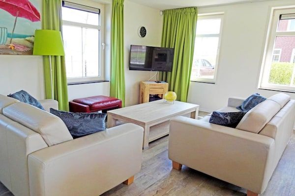 Woonkamer - Huis in Nederland voor 8 personen in Breskens (2)