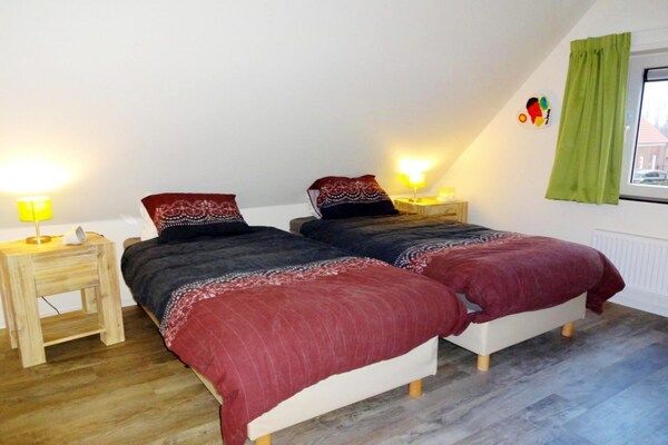 Slaapkamer - Huis in Nederland voor 8 personen in Breskens (4)