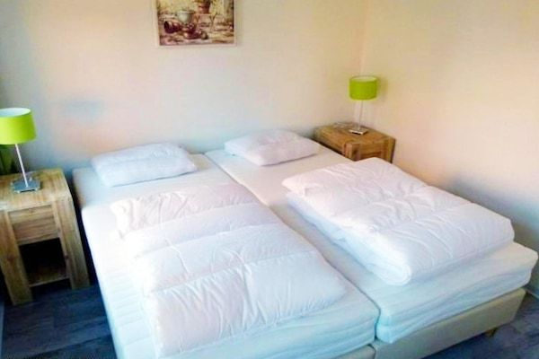 Slaapkamer - Stranduitje Breskens in Breskens (5)