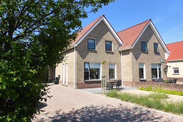 Untagged - Vakantiehuis in Nes met zwembad in Nes (2)