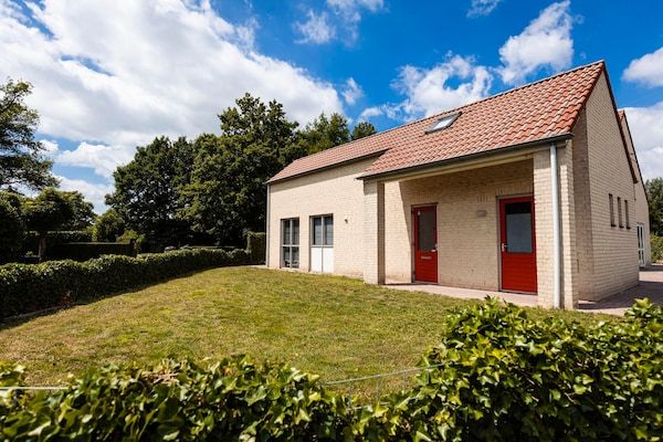 16 - Persons Family bungalow in Ewijk - Foto 1 van 33
