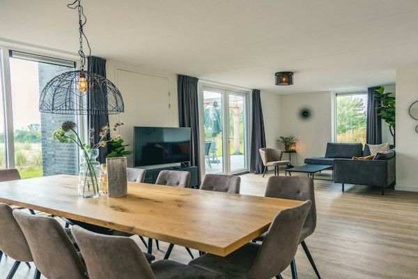 Untagged - Villa in Linden met terras en wifi. in Linden (3)