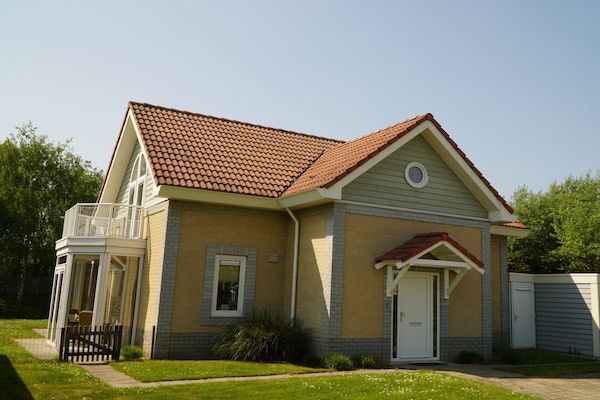 Untagged - Villa in RZ Kamperland met zwembad in RZ Kamperland (4)
